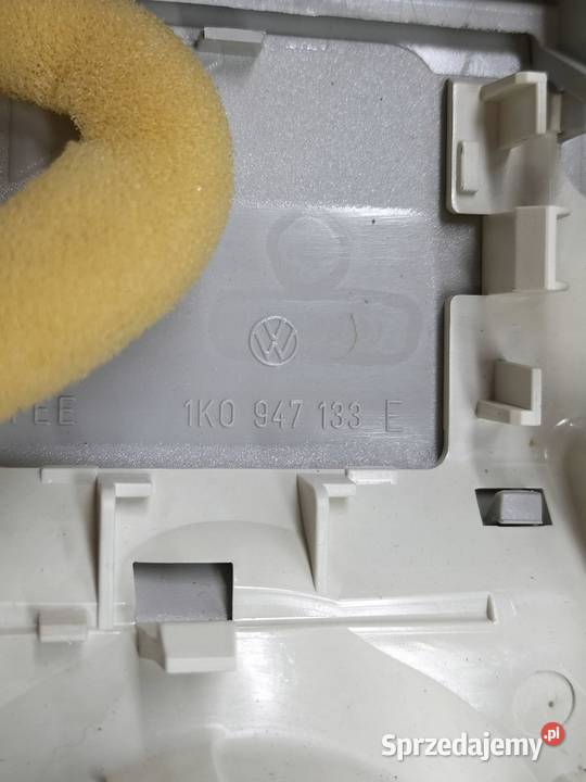 LAMPKA PODSUFITKI SCHOWEK NA OKULARY USA VW osobowe Oświetlenie kabiny