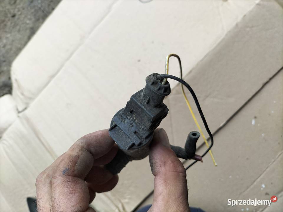 POMPKA SPRYSKIWACZY Volvo S80 Kamień-Kolonia