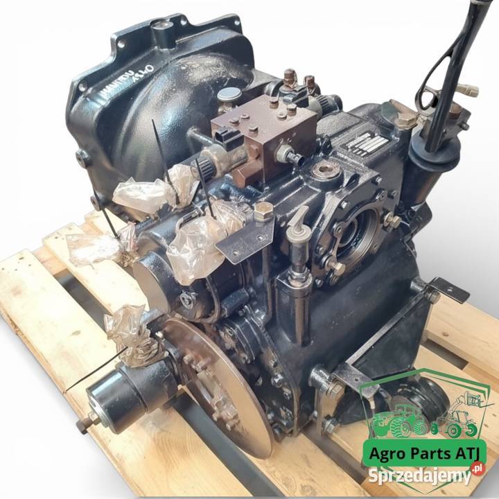 Przekładnia 85953 004212235R Manitou MT 1840 Ciechanowiec sprzedam