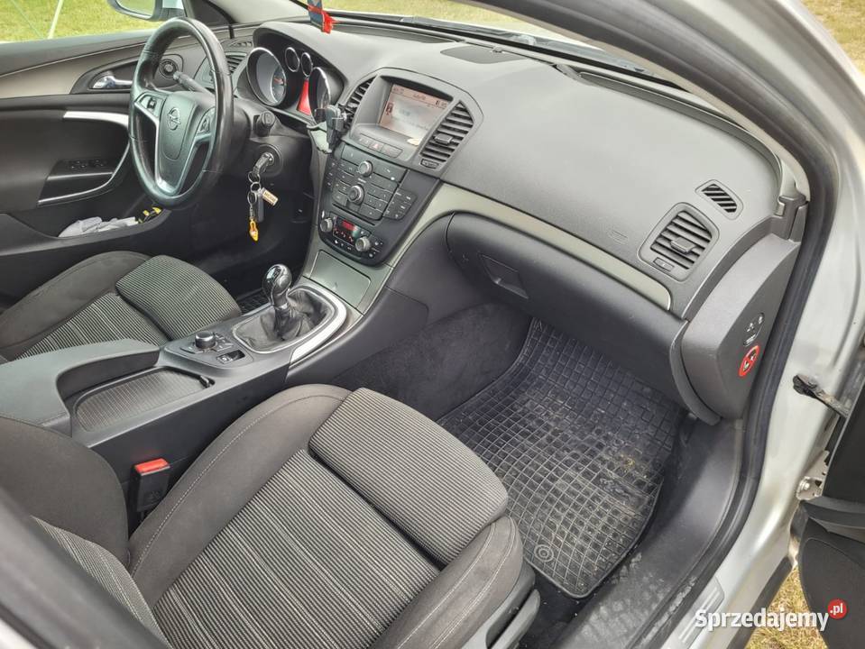 Opel Insignia IsoFix bixenon hak i inne Insignia Kiełkowice