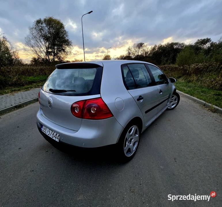 Volkswagen Golf v 14 lpg 1400cm3 Łańcut