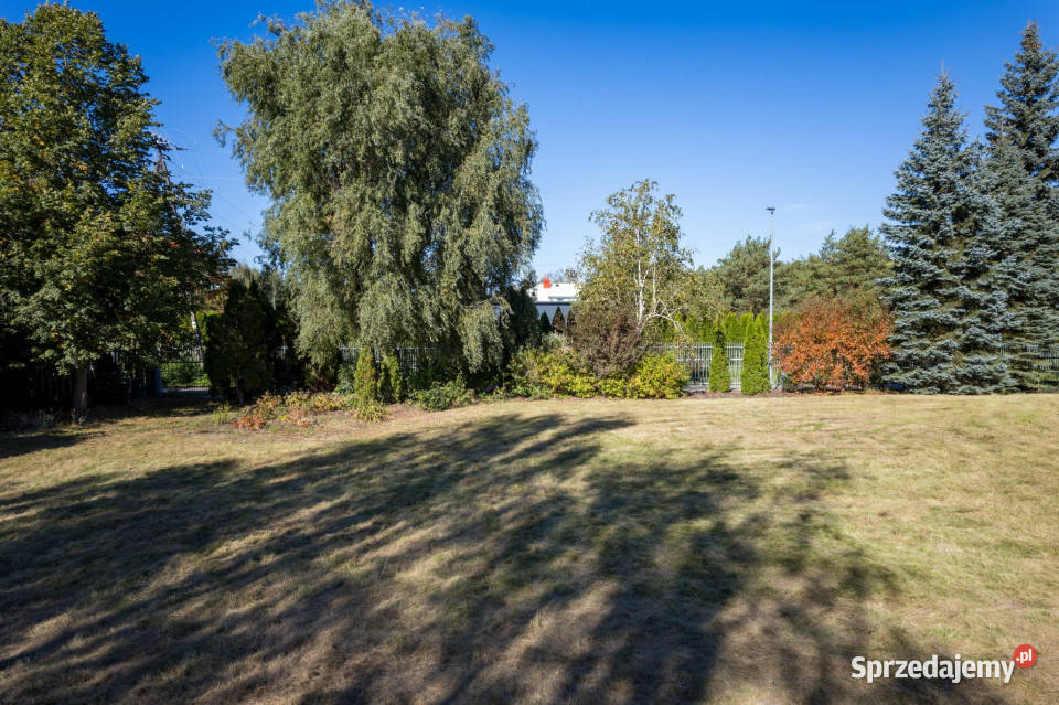 Działka budowlana 1200 m2 w zielonej 120000m2