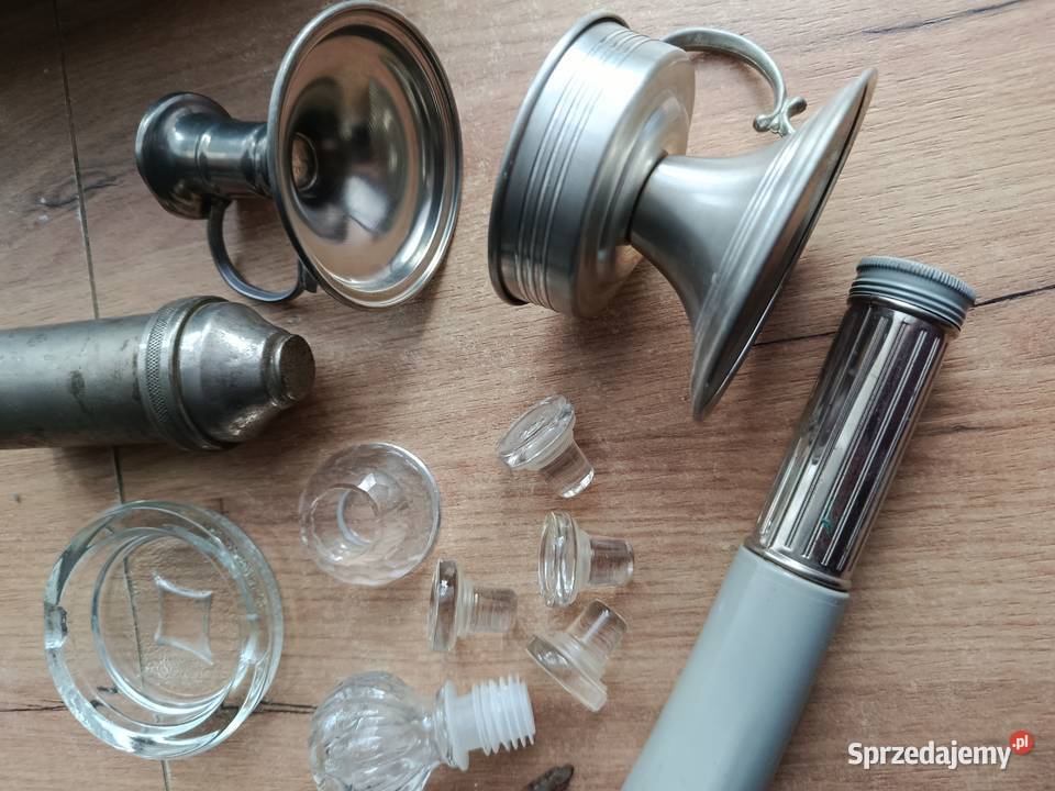 Sprzedam różności 4 korki szklane świeczniki 1 Choszczno