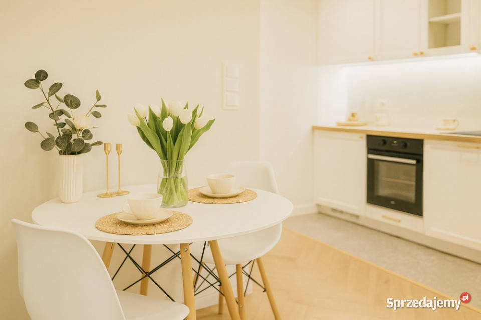 bezpośrednio nowy 2 pok umeblowany apartament