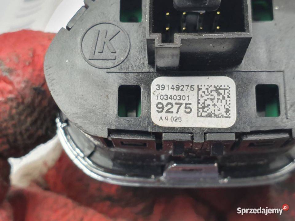PRZYCISK OPEL CORSA E 39149275 osobowe Lipno
