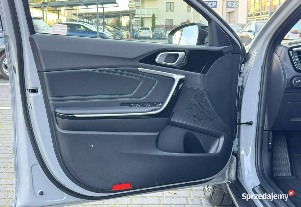 Kia XCeed 16 TGDI 7DCT Tribute Wolf Gray gniazdo USB