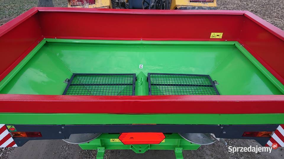 ozsiewacz nawozów wapna Unia Brzeg MXL 1600 nie lubelskie Piaski