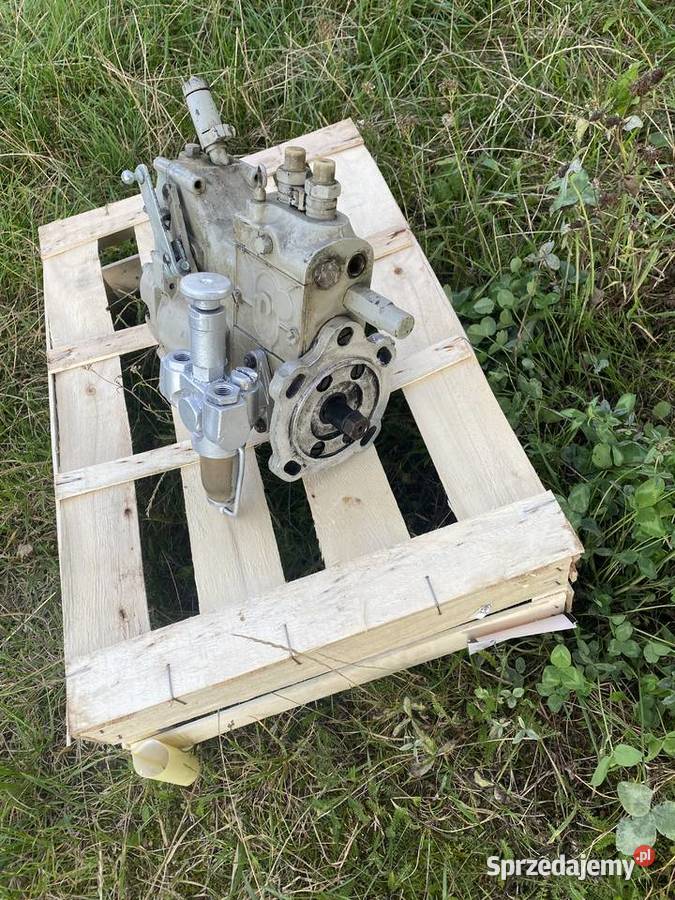 Pompa wtryskowa paliwa Ursus c328 C330 Warszawa