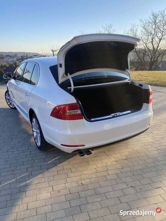 Skoda Superb LaurinKlement 4X4 DSG salon Polska Kraków