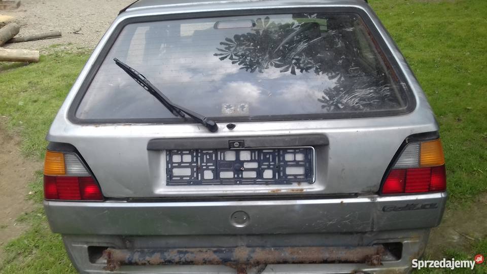 Vw Golf II 16 bG NA CZĘŚCI kupiony w polskim salonie Ustrzyki Dolne