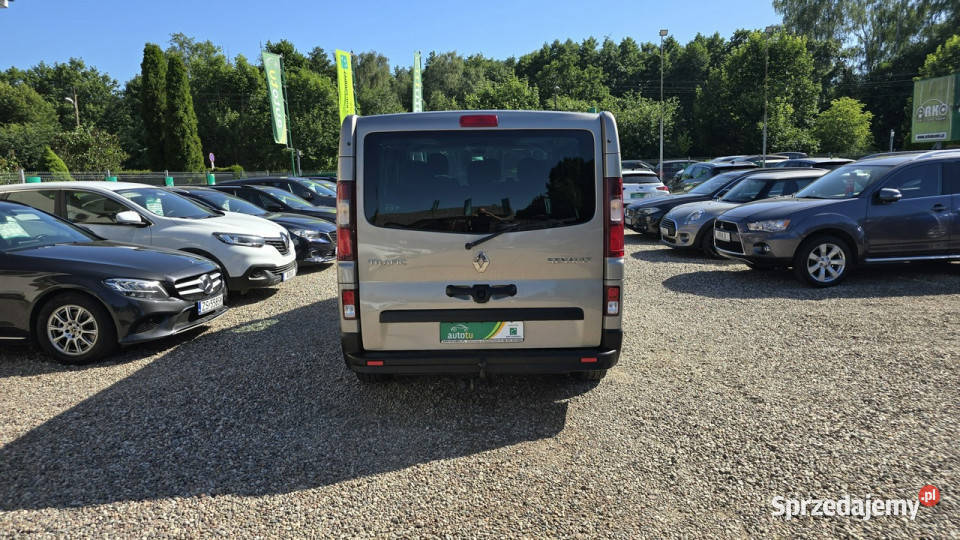 Renault Trafic 9 miejsc 2 komplety kół III 2014 ABS