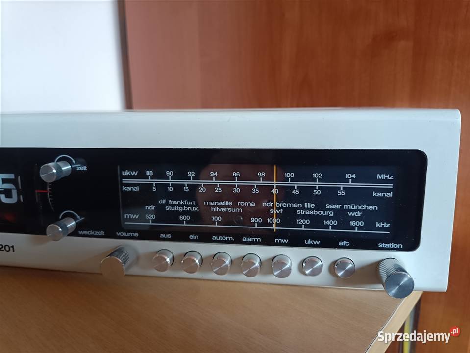Radiobudzik klapkowy Telefunken Digitale 201 Zegary Tarnobrzeg
