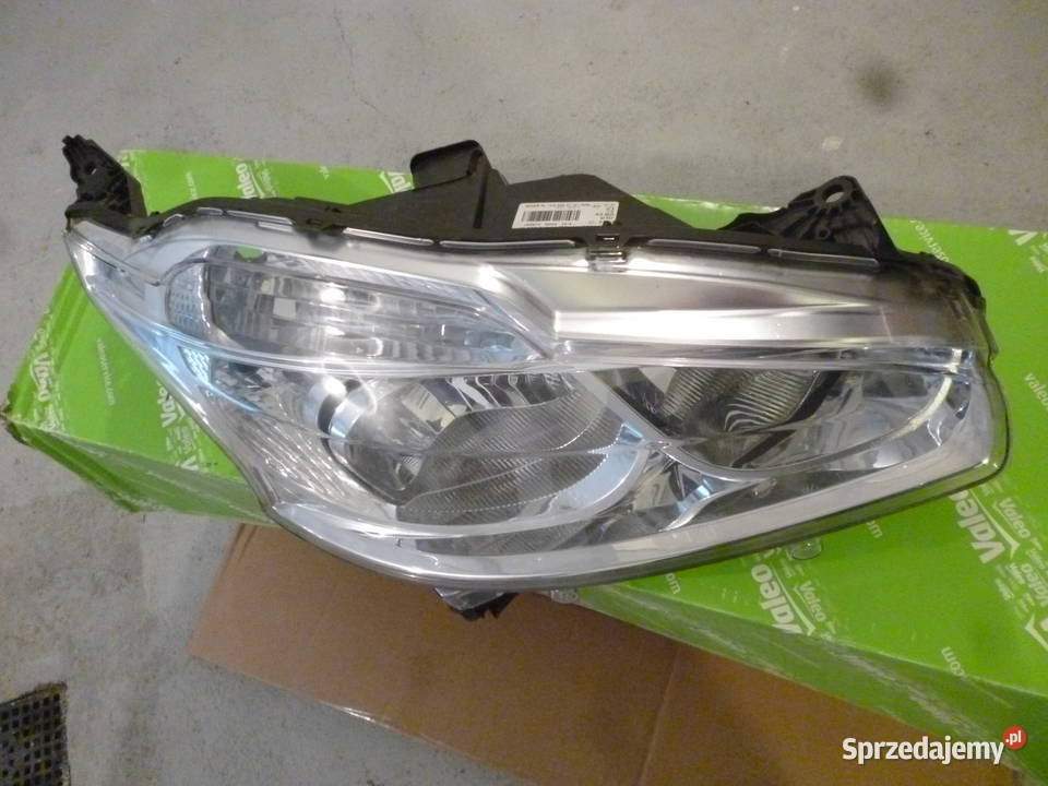 PEUGEOT 208 I 201315 lampa prawy przód prawe