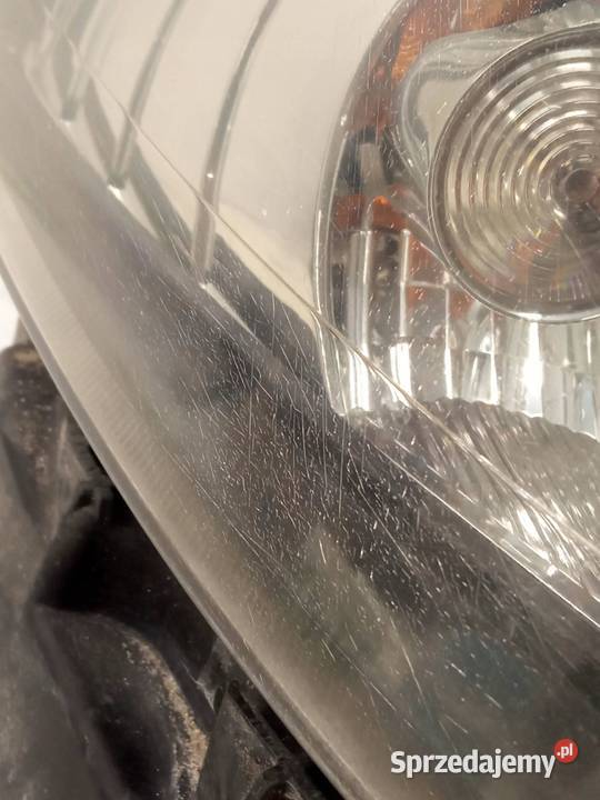 LAMPA PRZÓD PRAWA LIFT FL 8200481197 Renault sprzedam