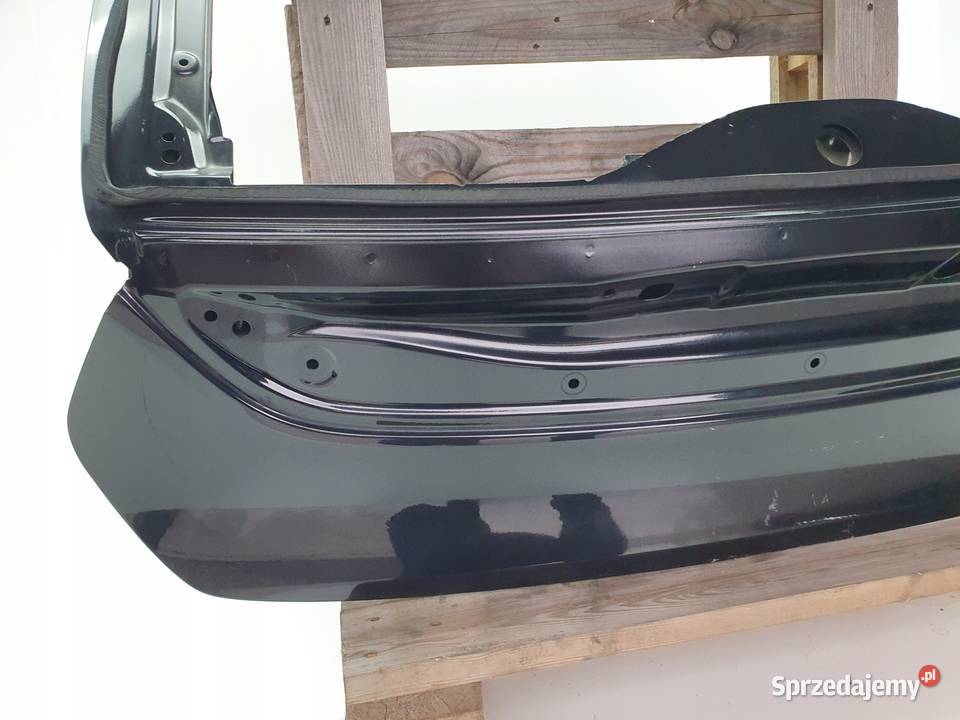 TYLNA KLAPA Volvo V40 II 20122019 tylnia tył Chełm