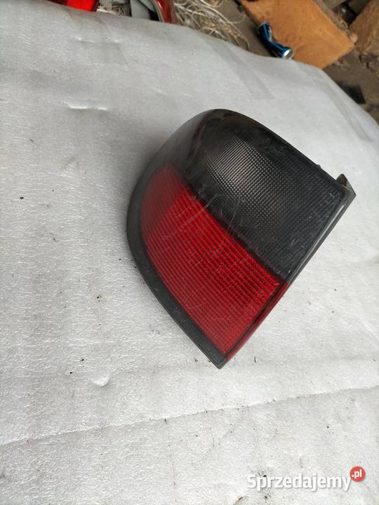 Renault Megane I classic LAMPA TYŁ TYLNA LEWA lubelskie Kamień-Kolonia