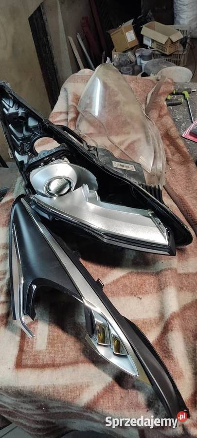 Lampa Peugeot 30085008 Lift Oświetlenie Poznań