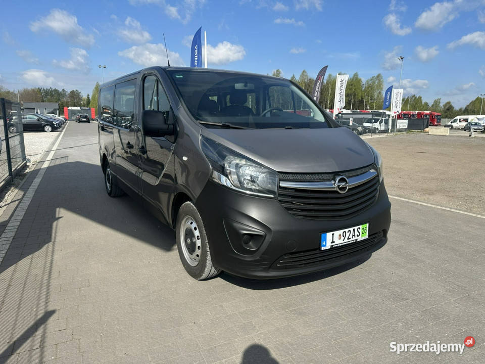 Opel Vivaro II 20142019 211000km mazowieckie
