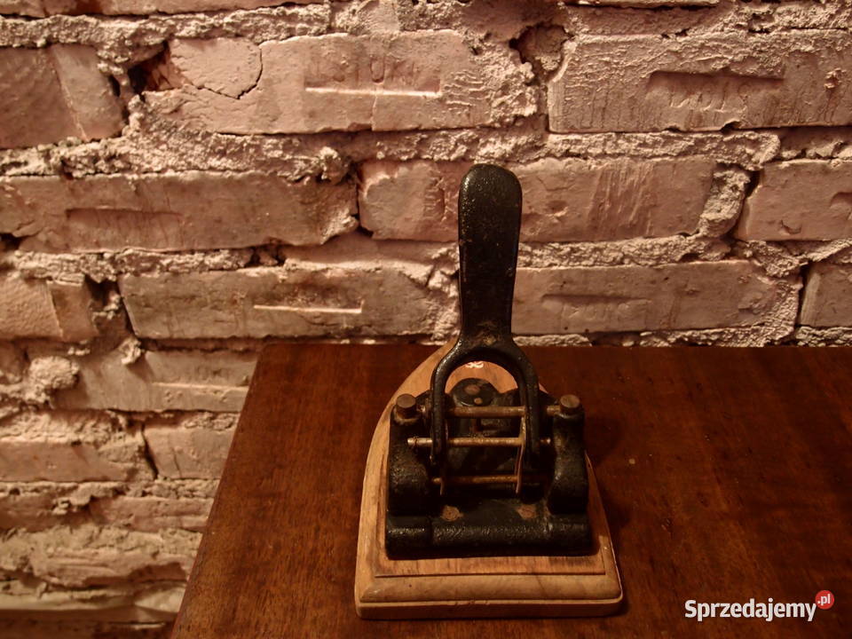 dziurkacz do papieru zabytek z dawnych lat Łódź