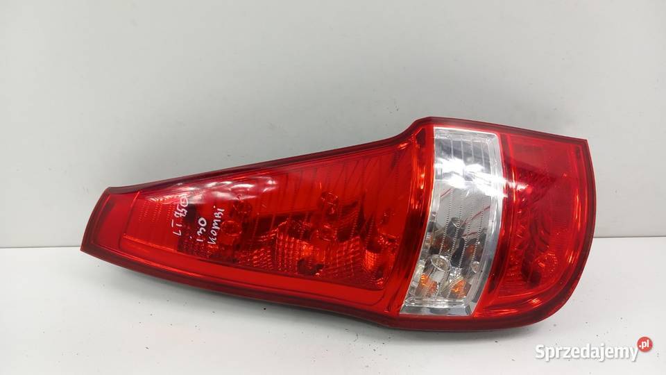 HYUNDAI I30 I LIFT KOMBI LAMPA TYŁ LEWA Światła stop wielkopolskie Zbierkowo