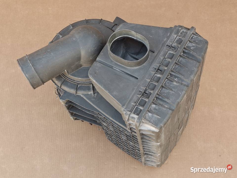 IVECO EUROCARGO OBUDOWA FILTRA POWIETRZA Bieleń