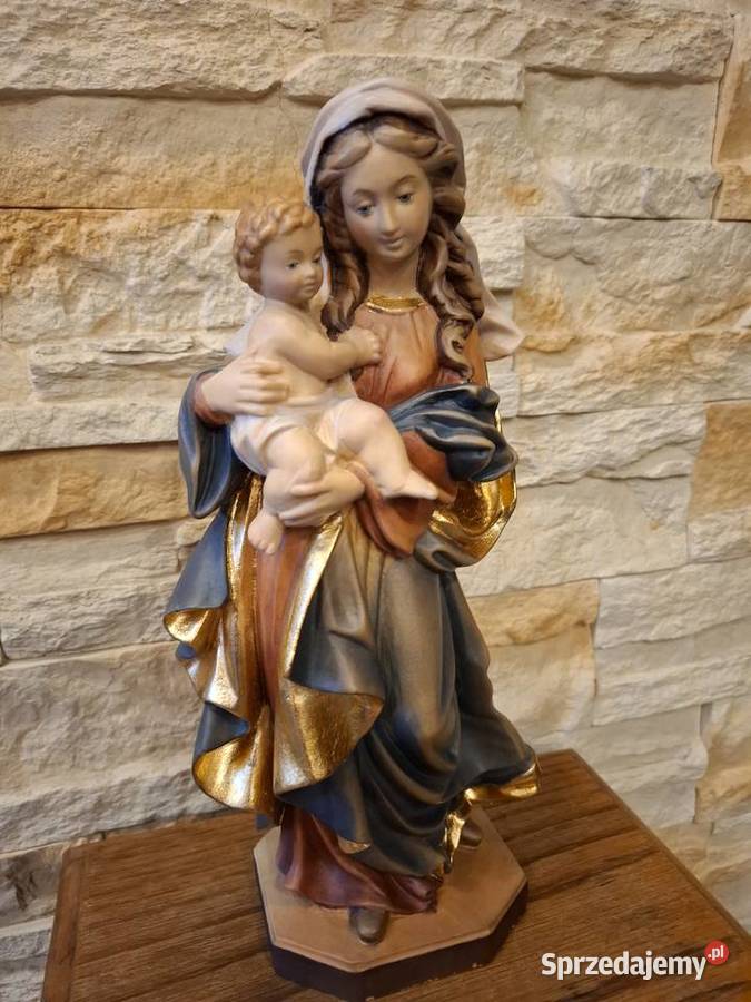 Rzeźba z drewna malowana Matka Boża z Lubień