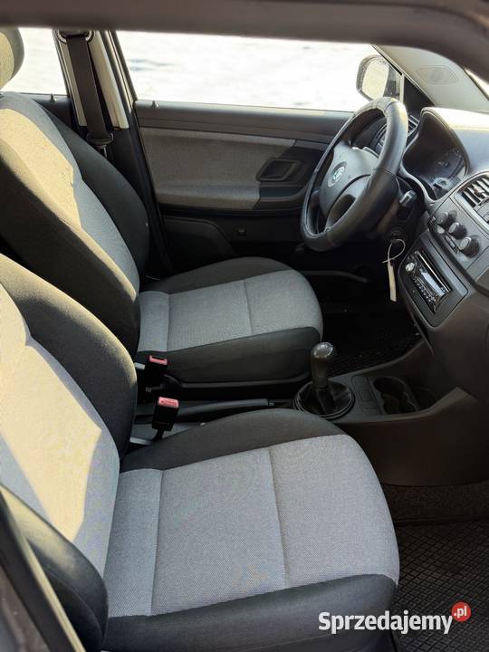 Skoda Fabia 14 MPi 2009r 142000 manualna Grodzisk Mazowiecki