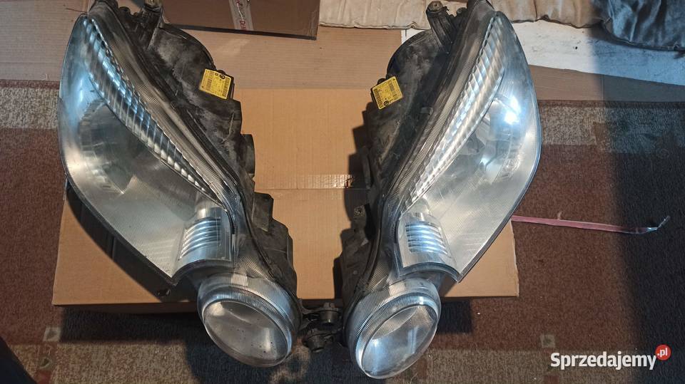 Lamy przednie skoda yeti 2011r osobowe Lampy przednie Olszanica