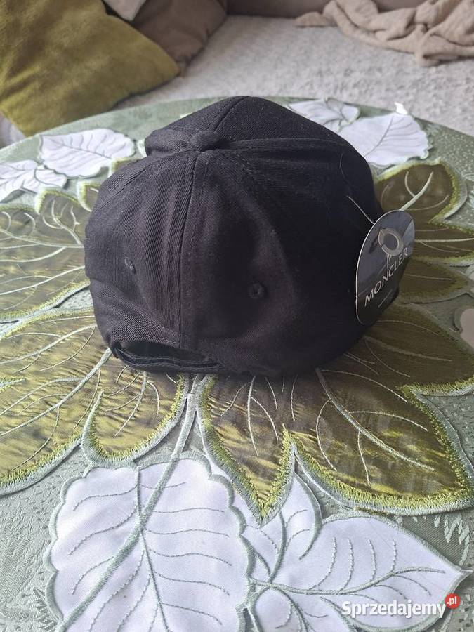 Czapeczka z daszkiem Świebodzin