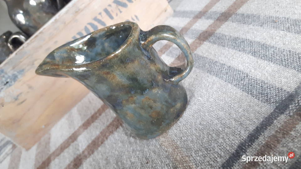 Naczynie ceramiczne ręcznie wykonane