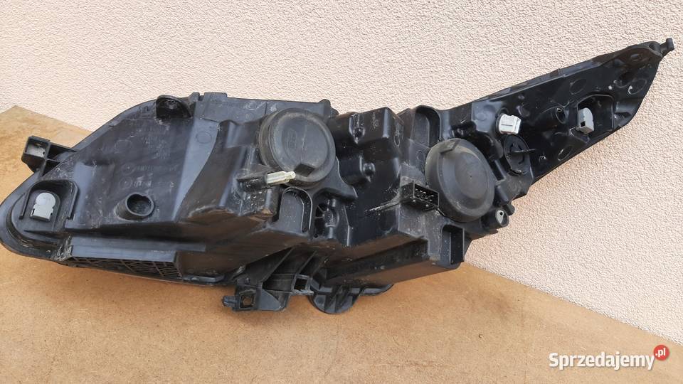 lampa prawa przednia Citroen c4 I 9646893880 Dębno