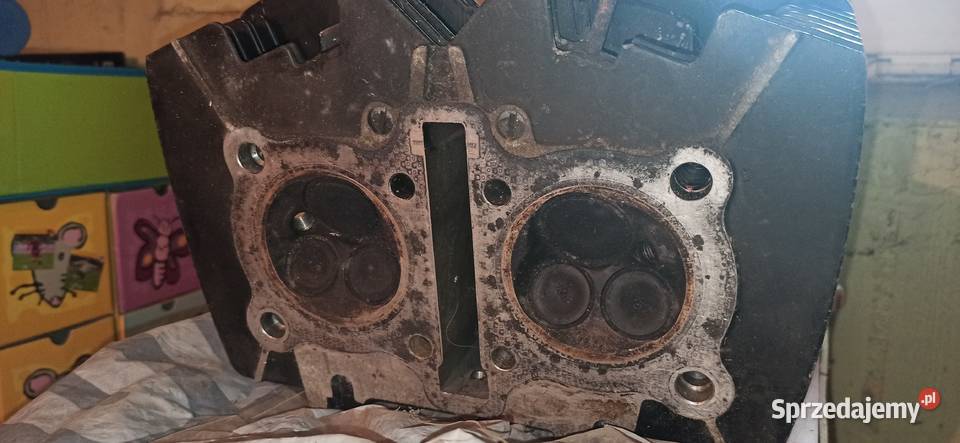 Głowica z klawiaturą i wałkiem Honda CB450S Gliwice