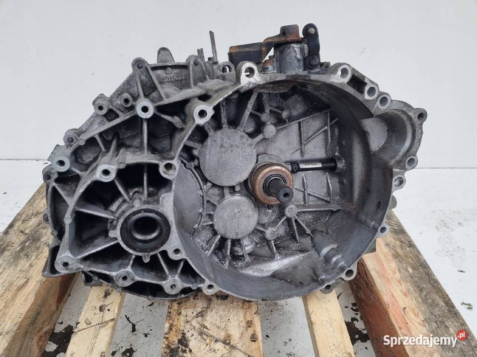 Volvo S60 V70 II 24 D5 SKRZYNIA BIEGÓW Janów