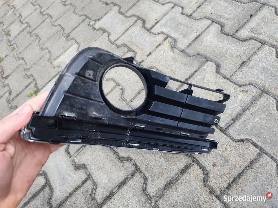 Prawa kratka zderzaka vw Jetta 3 golf 5 kombi Garwolin