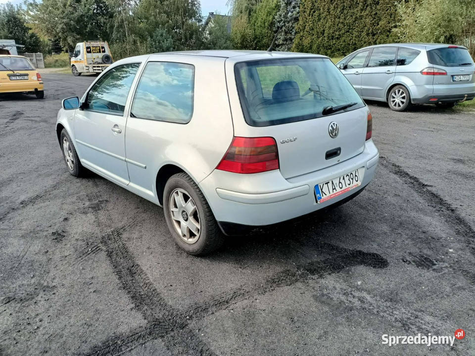 Volkswagen Golf Volkswagen Golf 4 14 99r IV srebrny Tarnów