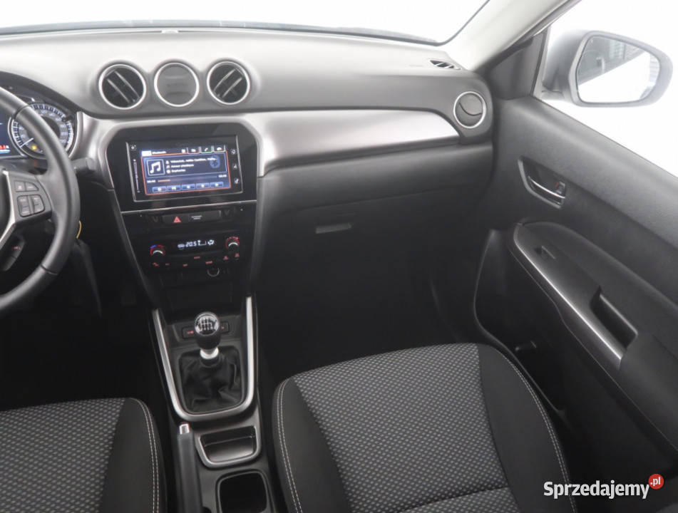 Suzuki Vitara 14 BoosterJet pierwszy właściciel Bielany Wrocławskie sprzedam