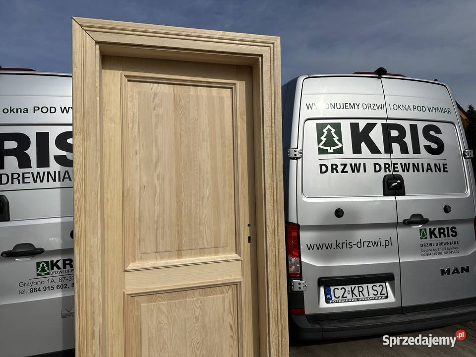 Drzwi lite drewniane pełne z listewką ozdobną NA kujawsko-pomorskie