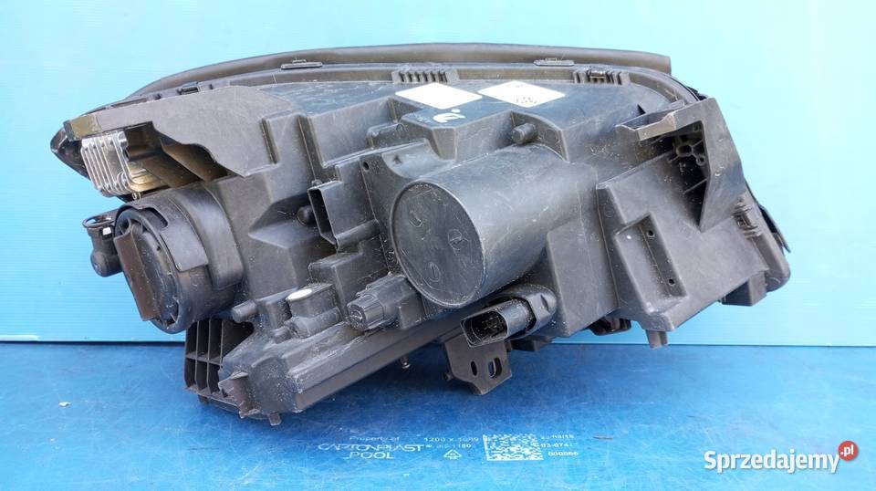 LAMPA LEWY PRZÓD REFLEKTOR EU XENON MERCEDES GLA wielkopolskie Nowy Tomyśl