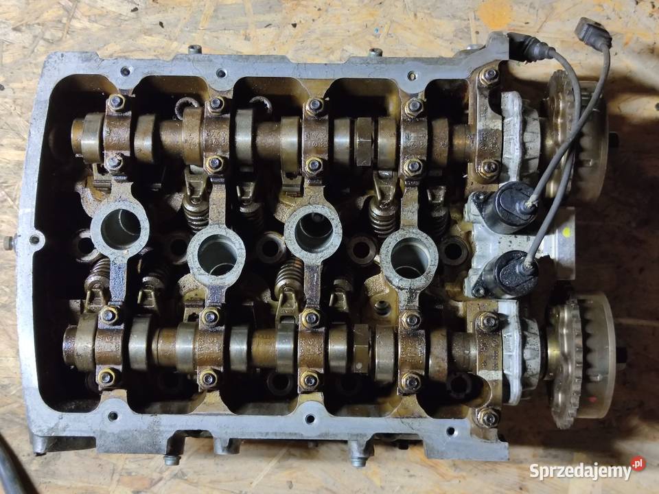 Głowica prawa VW passat W8 40 275 07d103373f śląskie Skoczów