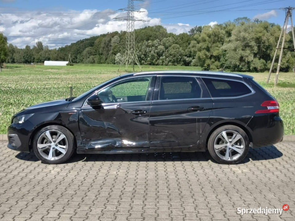 Peugeot 308 SW 12turbo benzyna 130 panorama 103124km małopolskie Kęty