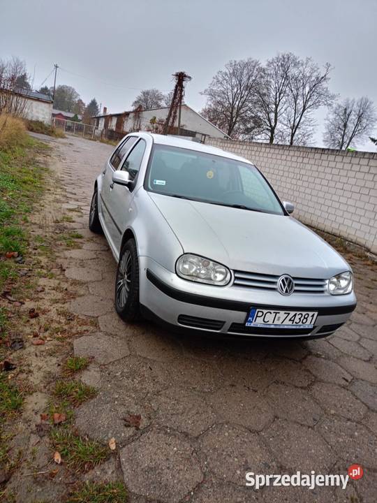 Golf 4 16 sr 1600cm3 Trzcianka sprzedam