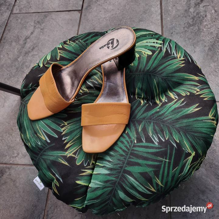 Żółte klapki ze skóry naturalnej dolnośląskie Wrocław