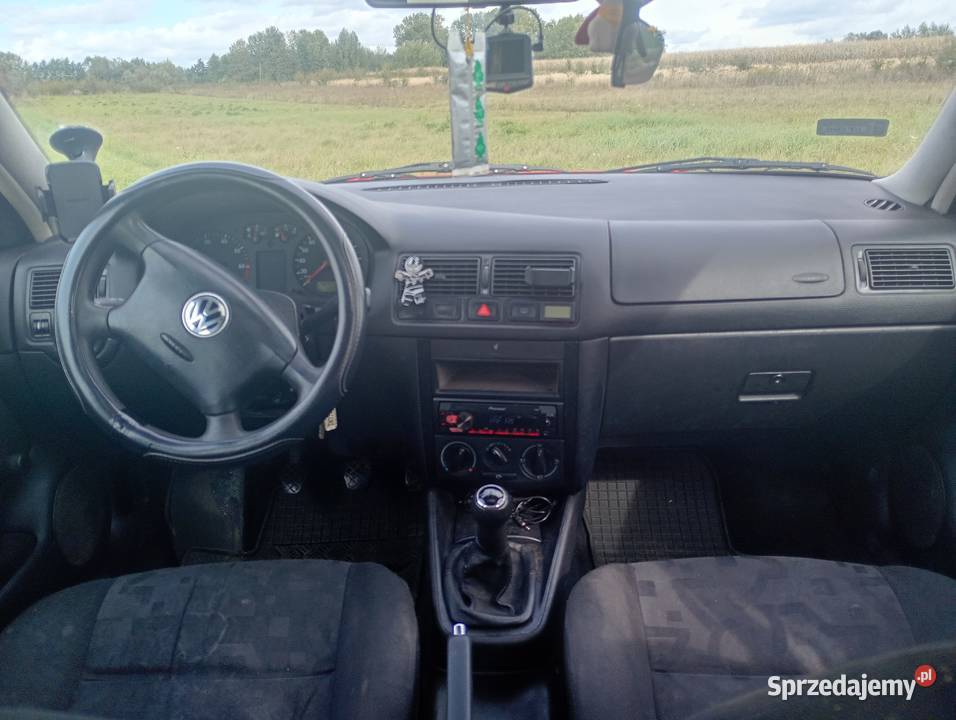 Sprzedam VW Golf 4 406398km Busko-Zdrój