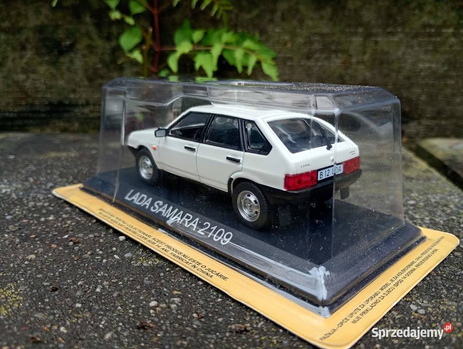 ŁADA SAMARA 2109 deagostini 143 kultowe auta PRL mazowieckie