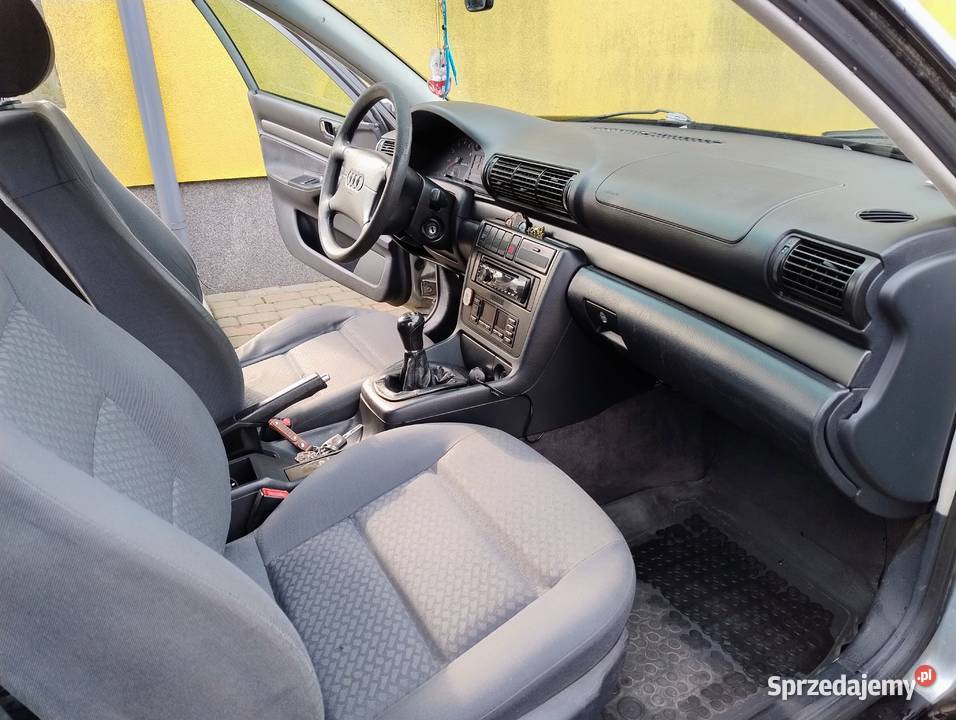 Sprzedam Audi a4 B5 16 benzyna Lubartów