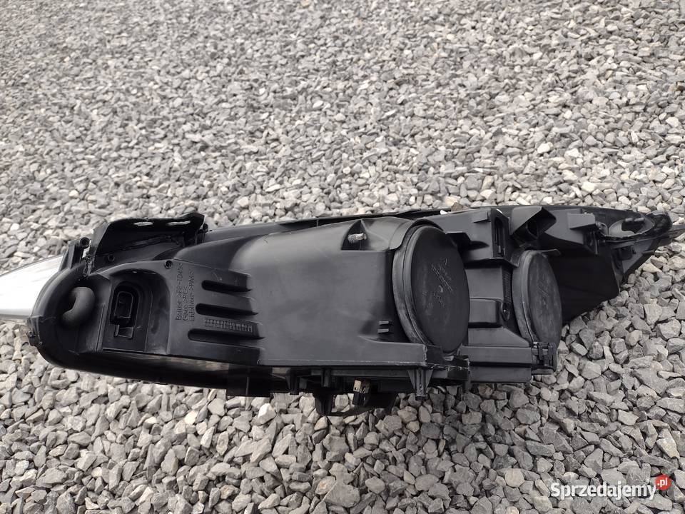 Lampa XENON prawa przód Peugeot 308 T7 RCZ CC Tarnów