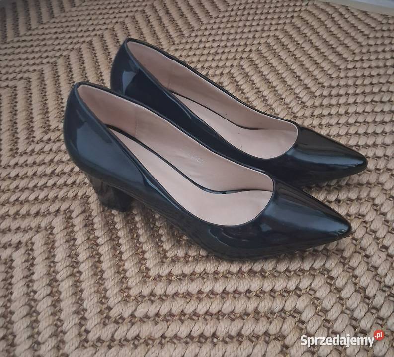 Buty czółenka na słupku lakierowane śląskie Chorzów