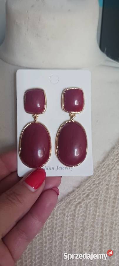 Kolczyki bordowe Ostrowąs