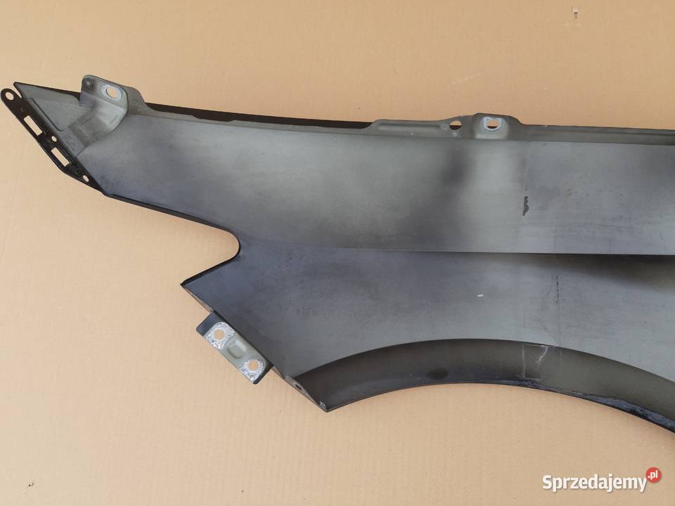 SEAT LEON IV BŁOTNIK PRAWY PRZÓD 5FA821116A Trzciel