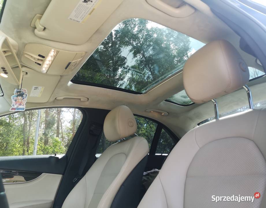 Piękne W205 C300 Łódź